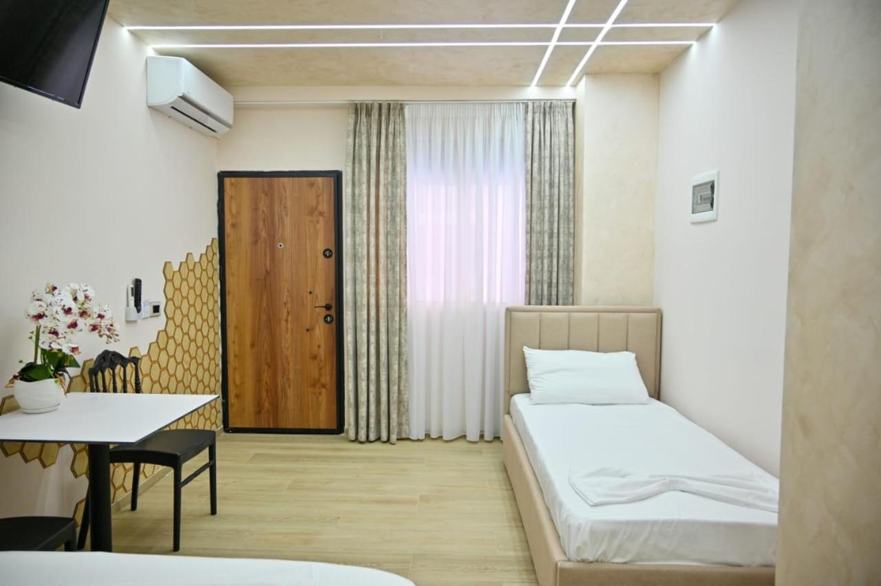 Andi Apartments Драч Екстериор снимка