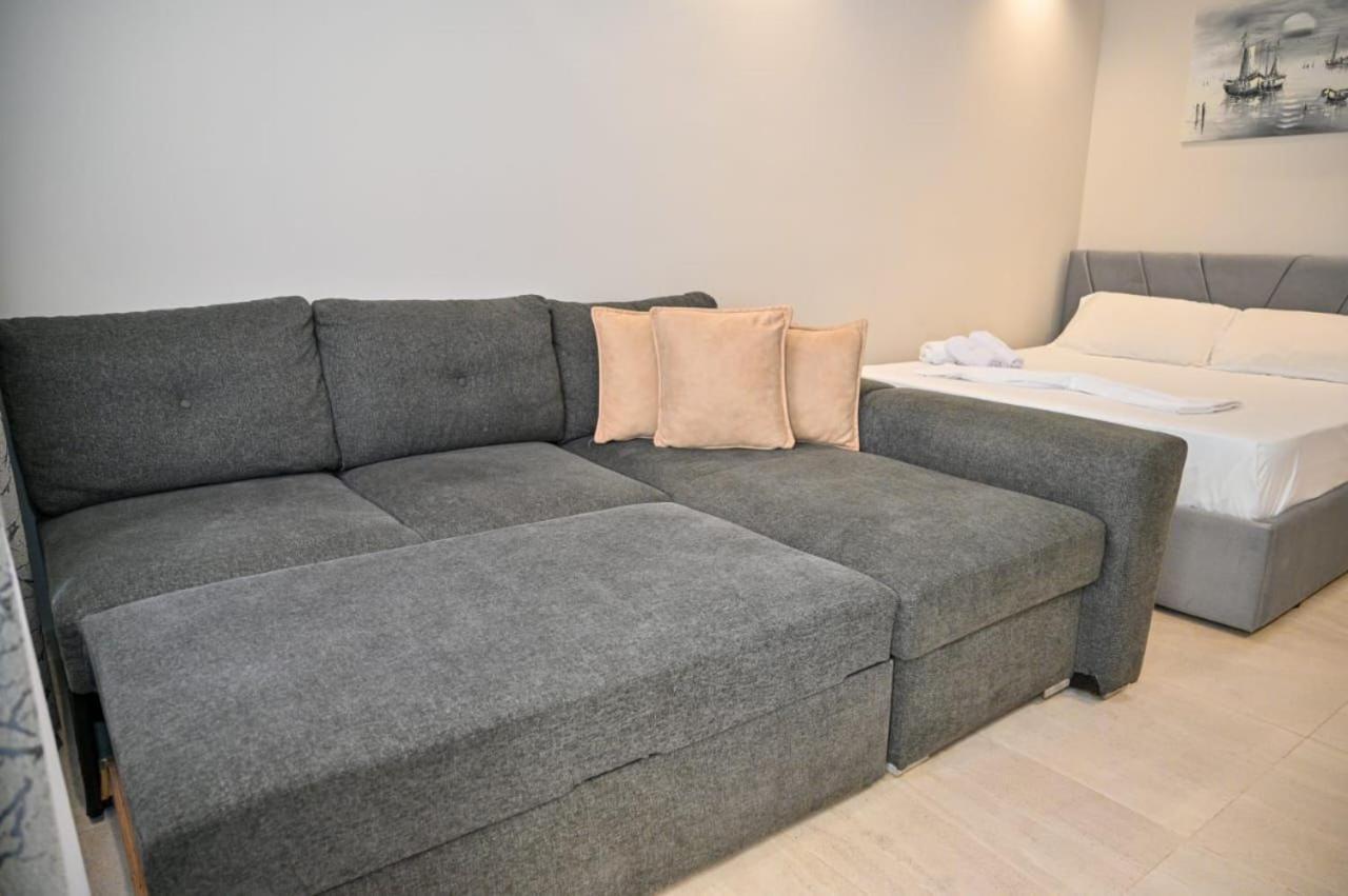 Andi Apartments Драч Екстериор снимка